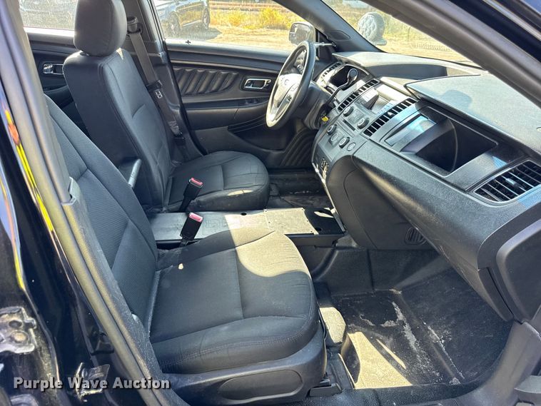 image for item EF2170 2016 Ford Taurus Police Interceptor 