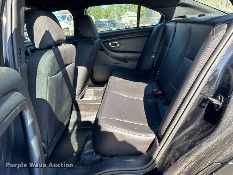 image for item EF2170 2016 Ford Taurus Police Interceptor 