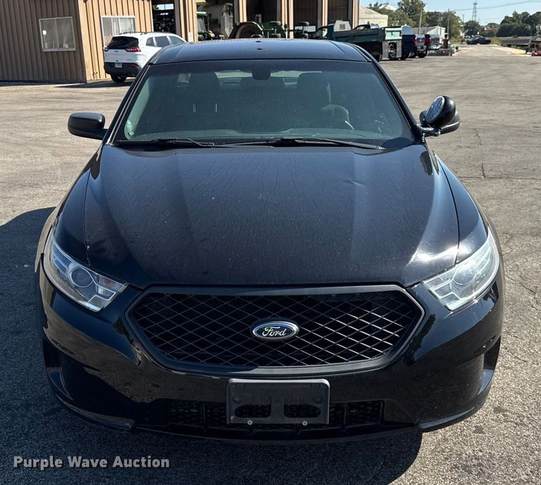 image for item EF2171 2016 Ford Taurus Police Interceptor 