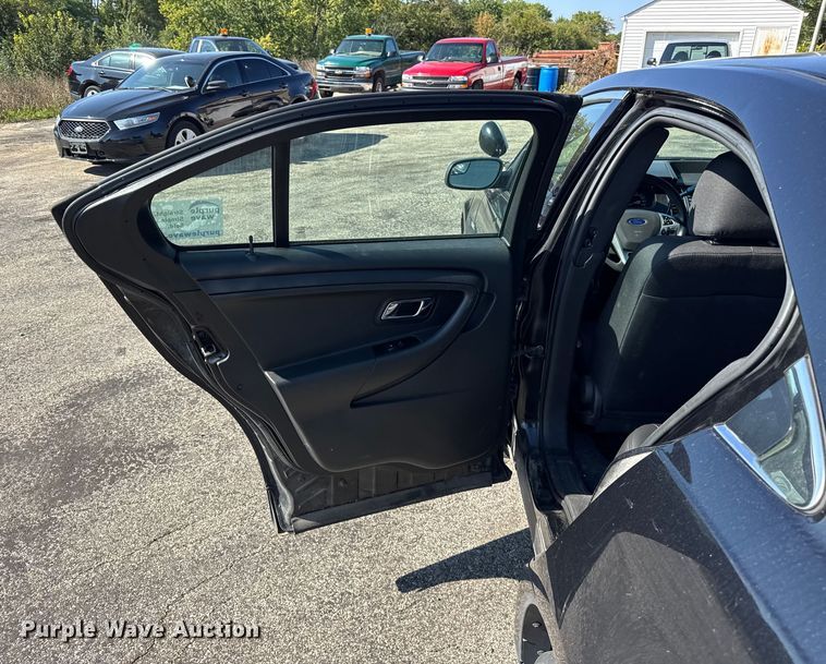 image for item EF2171 2016 Ford Taurus Police Interceptor 