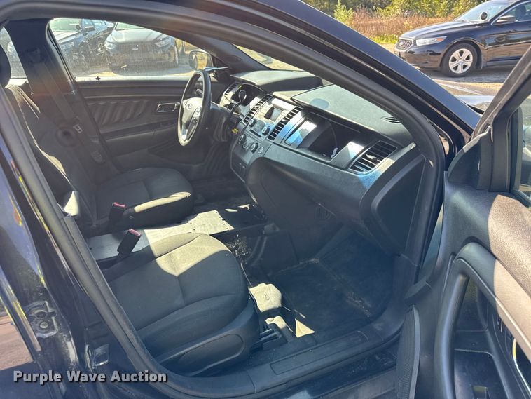 image for item EF2171 2016 Ford Taurus Police Interceptor 