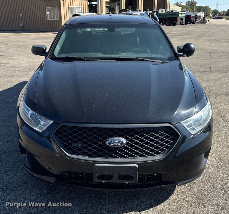 image for item EF2172 2016 Ford Taurus Police Interceptor 