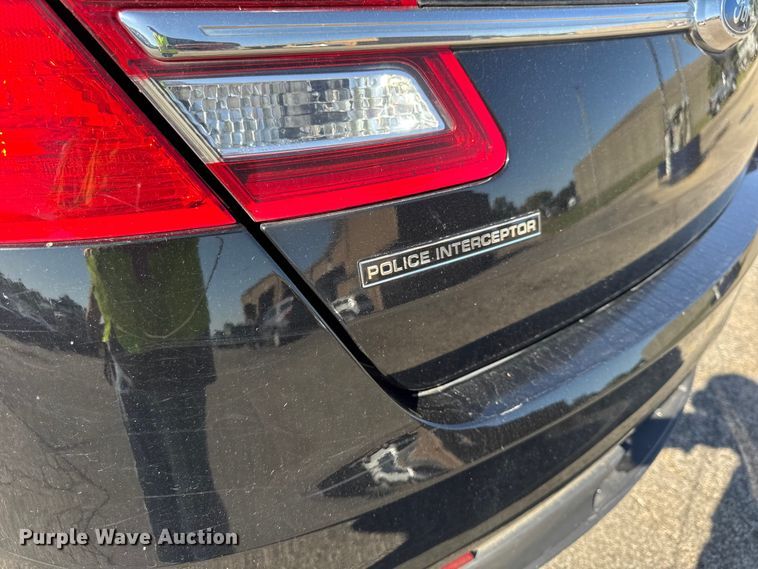 image for item EF2172 2016 Ford Taurus Police Interceptor 