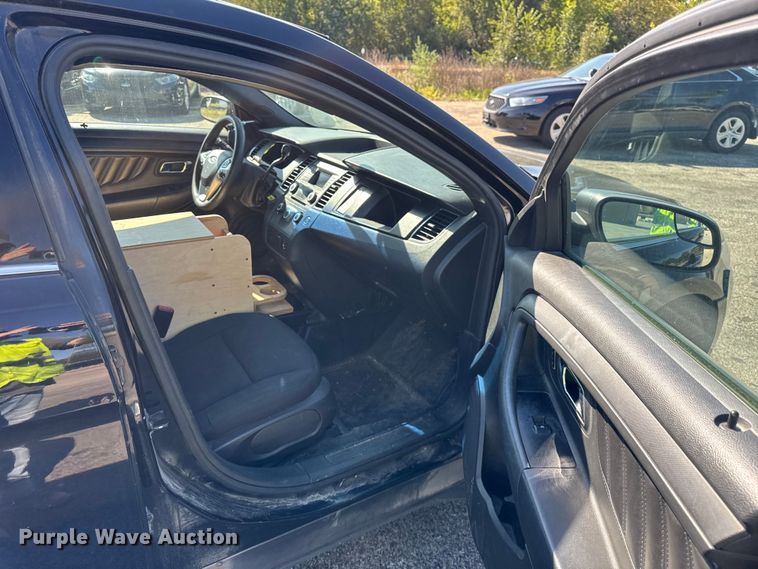 image for item EF2172 2016 Ford Taurus Police Interceptor 