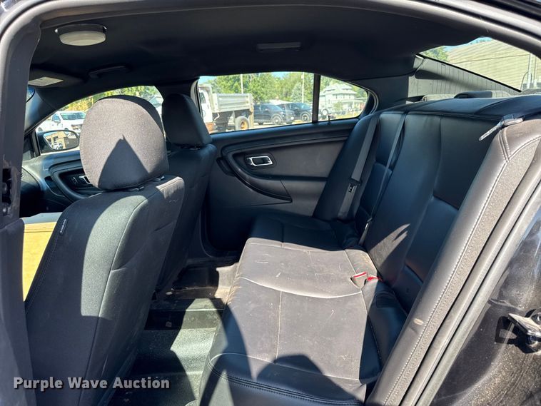 image for item EF2172 2016 Ford Taurus Police Interceptor 