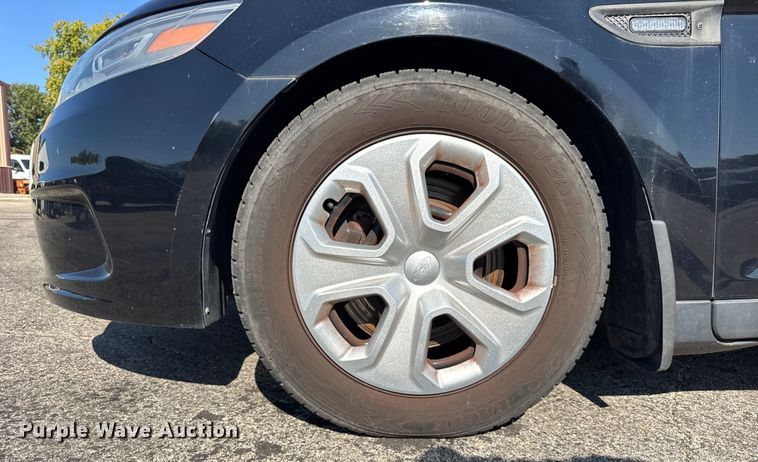 image for item EF2172 2016 Ford Taurus Police Interceptor 