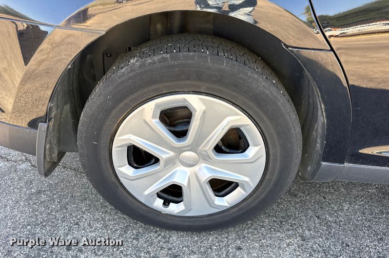 image for item EF2172 2016 Ford Taurus Police Interceptor 