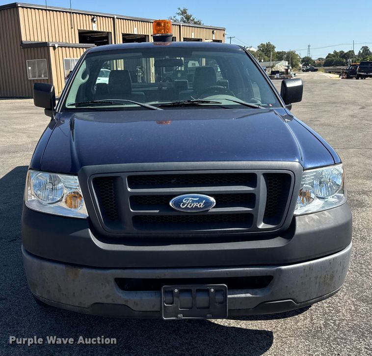 image for item EF2173 2007 Ford F150 XL pickup truck