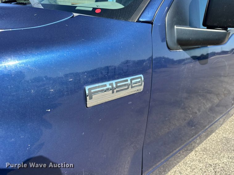 image for item EF2173 2007 Ford F150 XL pickup truck