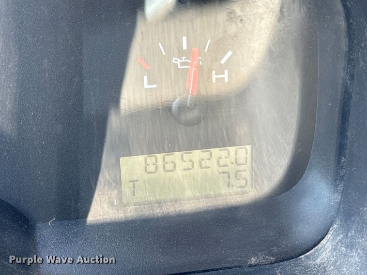 image for item EF2173 2007 Ford F150 XL pickup truck