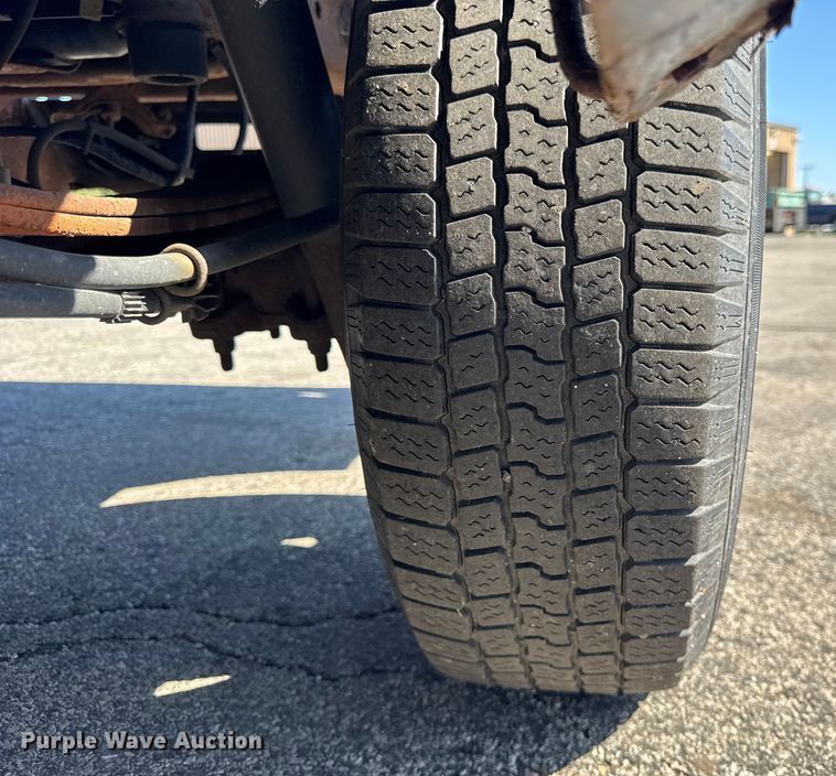 image for item EF2173 2007 Ford F150 XL pickup truck