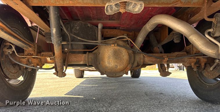 image for item EF2175 2002 Chevrolet Silverado 1500 pickup truck