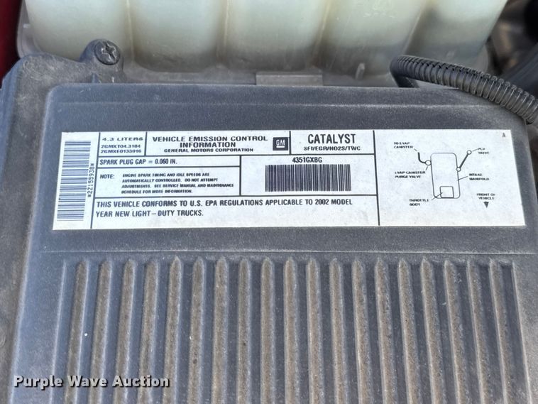 image for item EF2175 2002 Chevrolet Silverado 1500 pickup truck