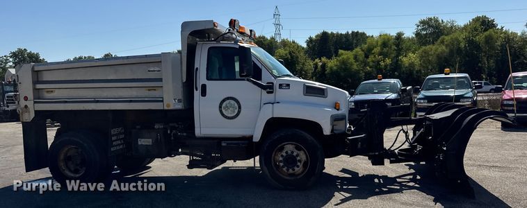 image for item EF2178 2005 Chevrolet C7500 dump truck