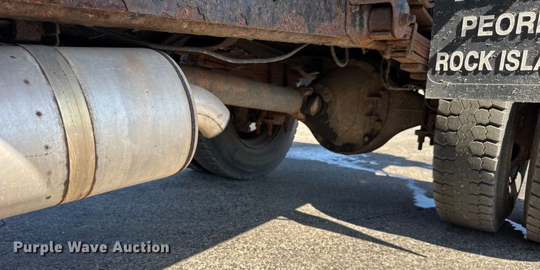 image for item EF2178 2005 Chevrolet C7500 dump truck