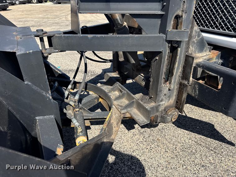 image for item EF2178 2005 Chevrolet C7500 dump truck