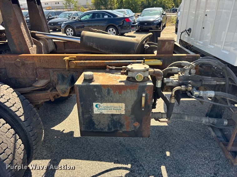 image for item EF2178 2005 Chevrolet C7500 dump truck