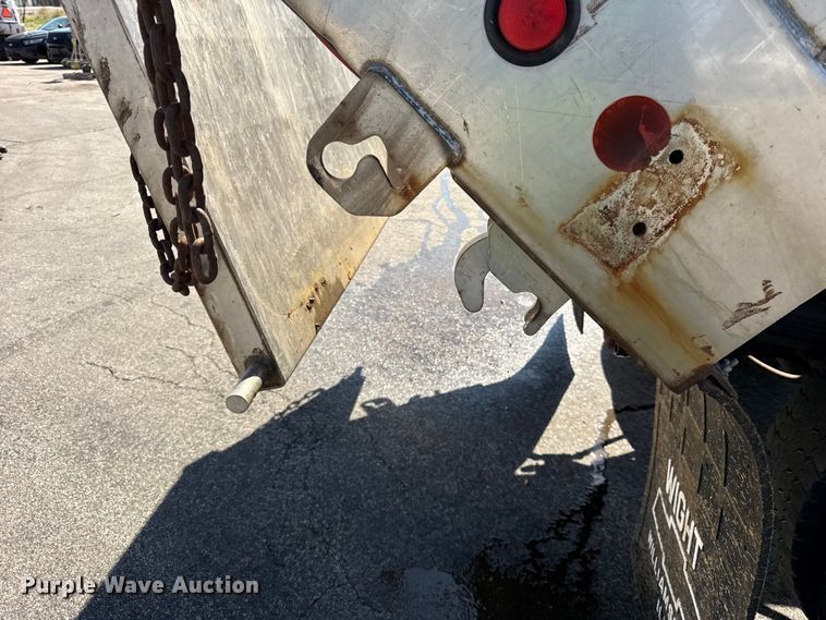 image for item EF2178 2005 Chevrolet C7500 dump truck