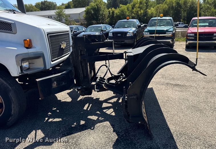 image for item EF2178 2005 Chevrolet C7500 dump truck