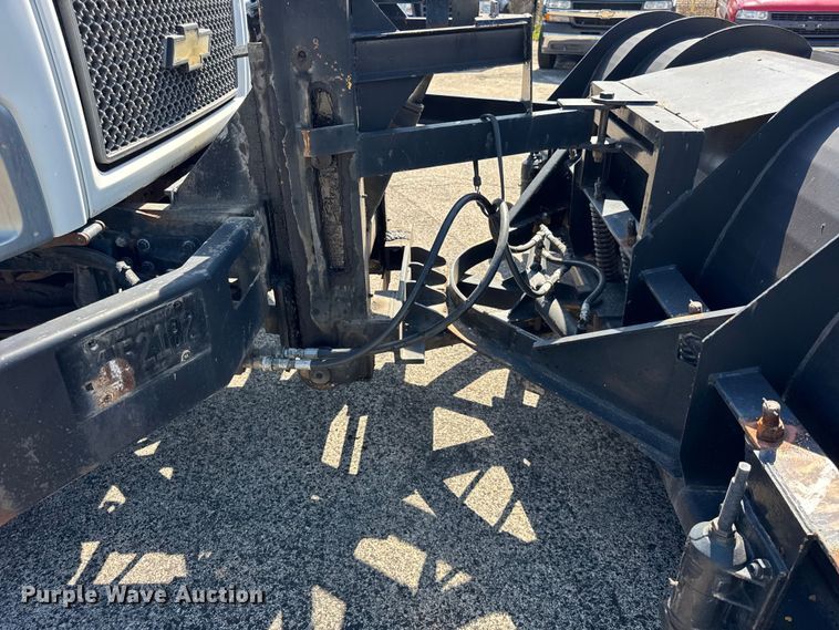 image for item EF2178 2005 Chevrolet C7500 dump truck