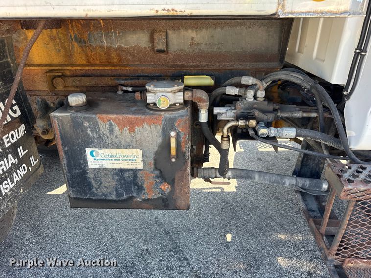 image for item EF2178 2005 Chevrolet C7500 dump truck