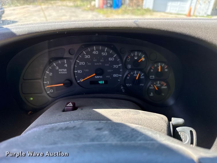 image for item EF2178 2005 Chevrolet C7500 dump truck