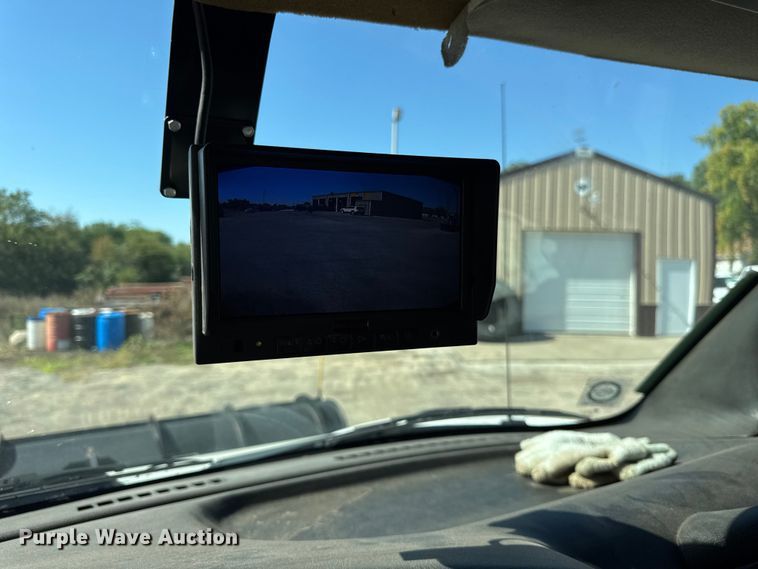 image for item EF2178 2005 Chevrolet C7500 dump truck