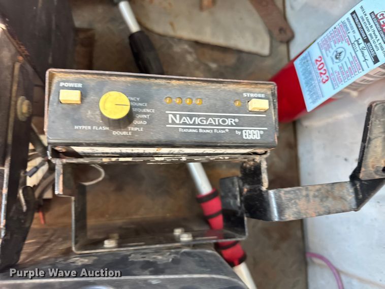 image for item EF2178 2005 Chevrolet C7500 dump truck