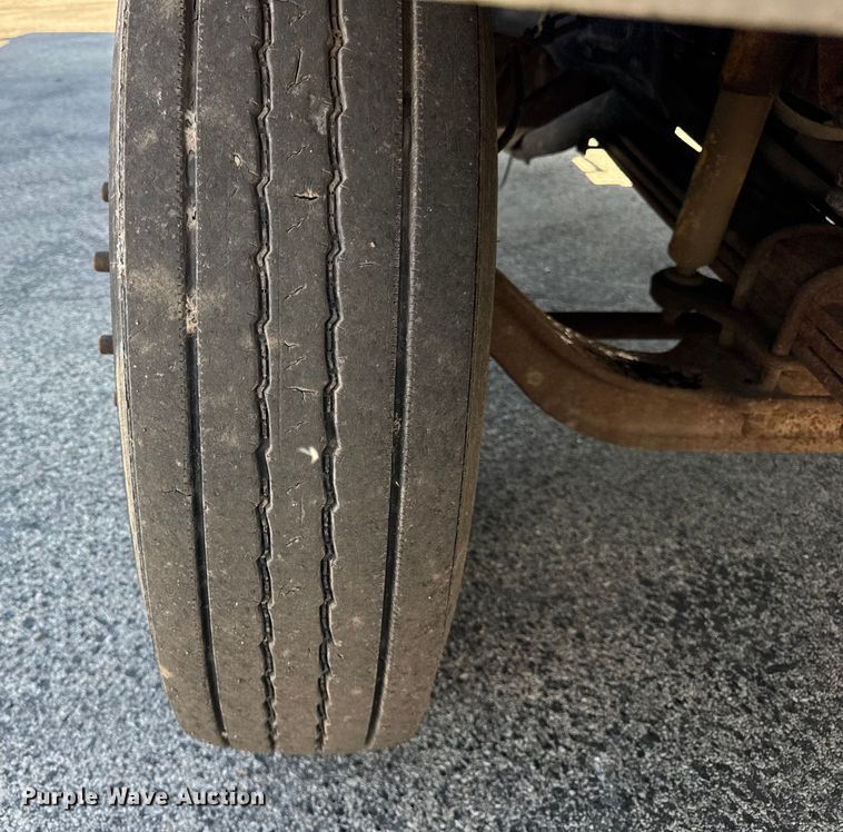 image for item EF2178 2005 Chevrolet C7500 dump truck