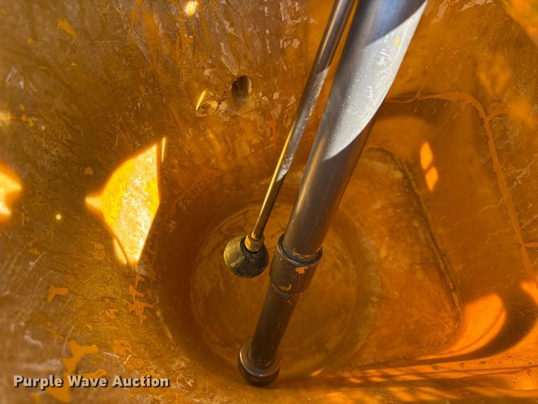 image for item EF2179 Graco Line Lazer IV 5900 paint striper