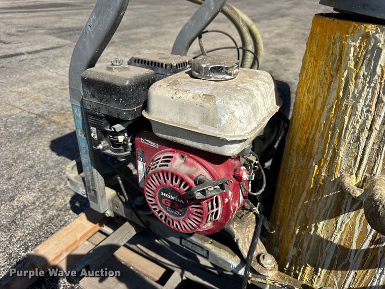 image for item EF2179 Graco Line Lazer IV 5900 paint striper