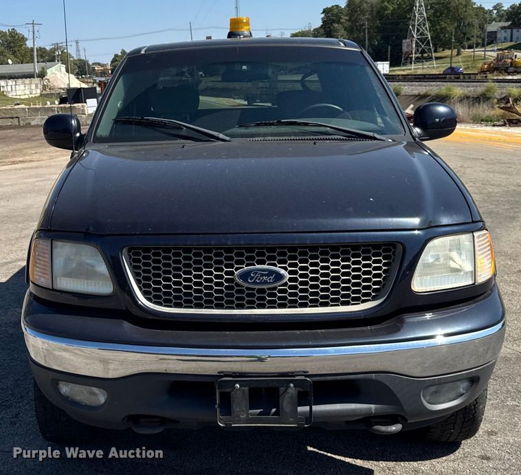 image for item EF2182 2001 Ford F150 SuperCrew pickup truck