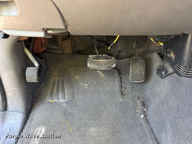 image for item EF2182 2001 Ford F150 SuperCrew pickup truck