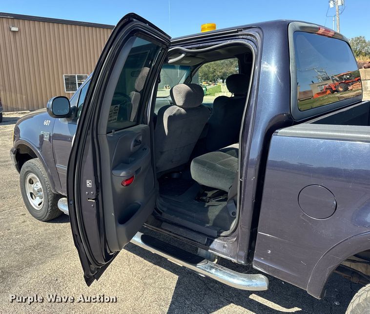 image for item EF2182 2001 Ford F150 SuperCrew pickup truck