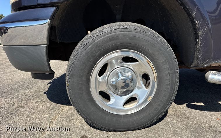 image for item EF2182 2001 Ford F150 SuperCrew pickup truck