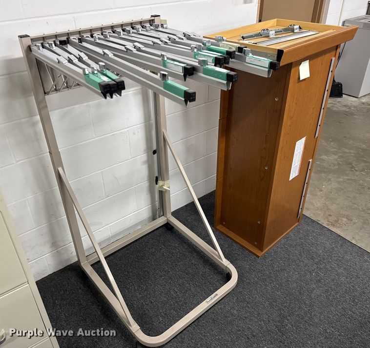 image for item EF2183 Office supplies