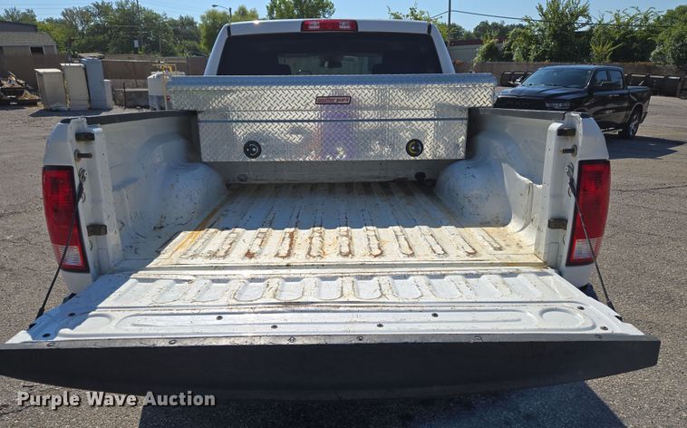 image for item EG8206 2015 Dodge Ram 1500 Crew Cab pickup truck