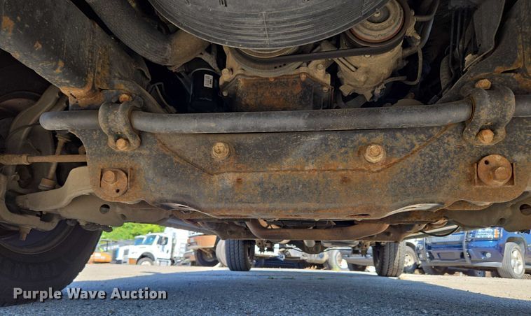 image for item EG8206 2015 Dodge Ram 1500 Crew Cab pickup truck