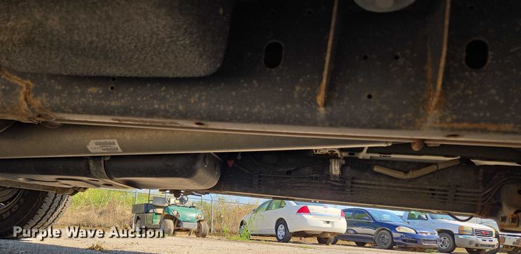 image for item EG8206 2015 Dodge Ram 1500 Crew Cab pickup truck