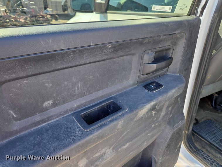 image for item EG8206 2015 Dodge Ram 1500 Crew Cab pickup truck