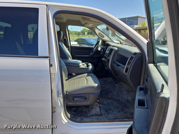 image for item EG8206 2015 Dodge Ram 1500 Crew Cab pickup truck