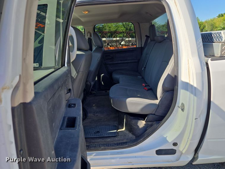 image for item EG8206 2015 Dodge Ram 1500 Crew Cab pickup truck