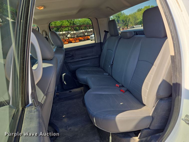 image for item EG8206 2015 Dodge Ram 1500 Crew Cab pickup truck