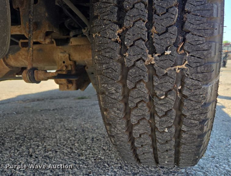 image for item EG8206 2015 Dodge Ram 1500 Crew Cab pickup truck