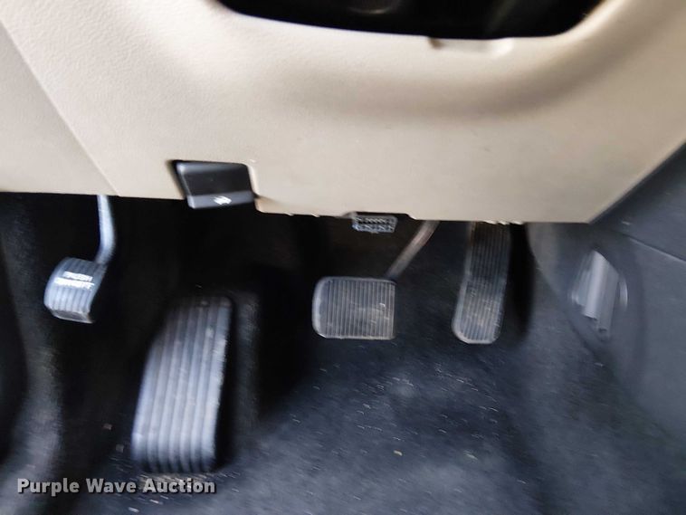 image for item EG8552 2011 Ford Explorer SUV