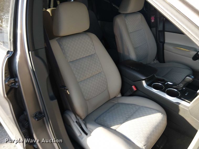 image for item EG8552 2011 Ford Explorer SUV