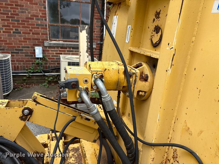 image for item EG8622 Alamo HY15 batwing rotary mower