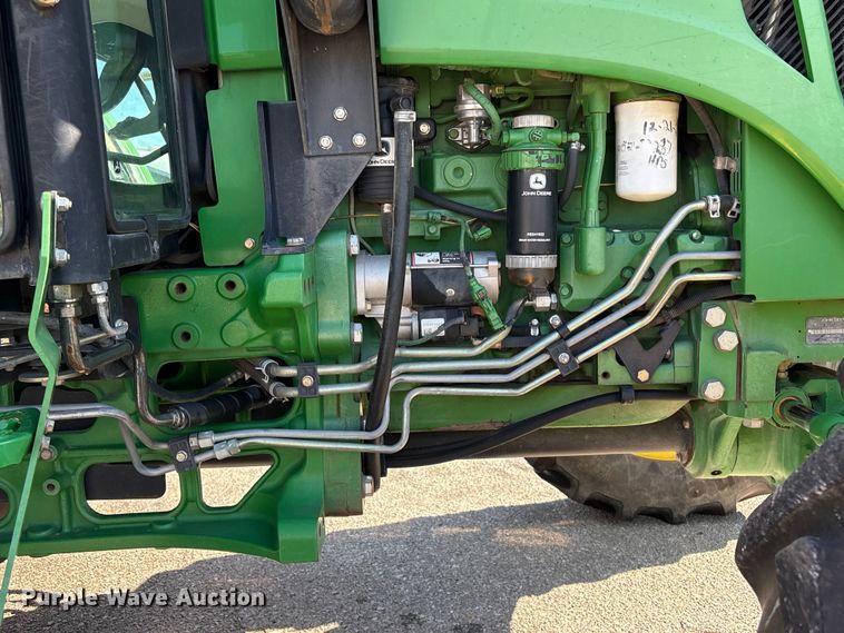 image for item EG8623 2013 John Deere 5085M MFWD tractor