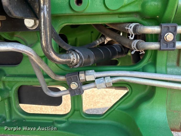 image for item EG8623 2013 John Deere 5085M MFWD tractor