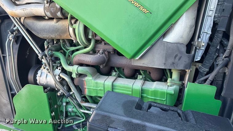 image for item EG8623 2013 John Deere 5085M MFWD tractor
